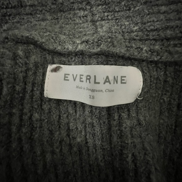 EVERLANE The Chunky Knit Wool Cardigan - Picture 9 of 10
